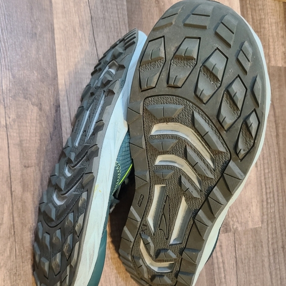 Altra Superior 6 Men Running Shoes - Picture 10 of 11